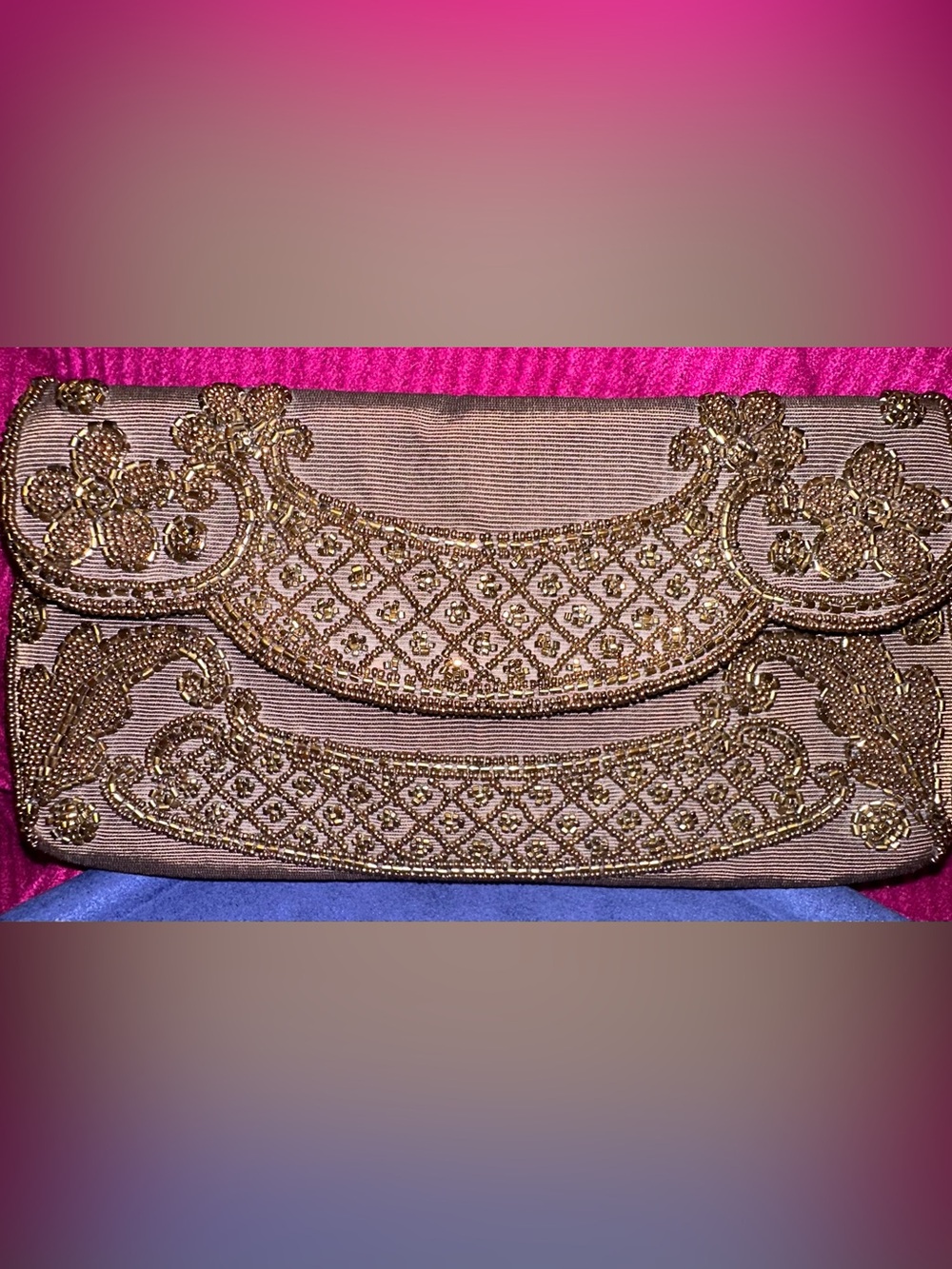 Thalhimers Elegant 1950’s Vintage hand Beaded Brown Clutch Made in France